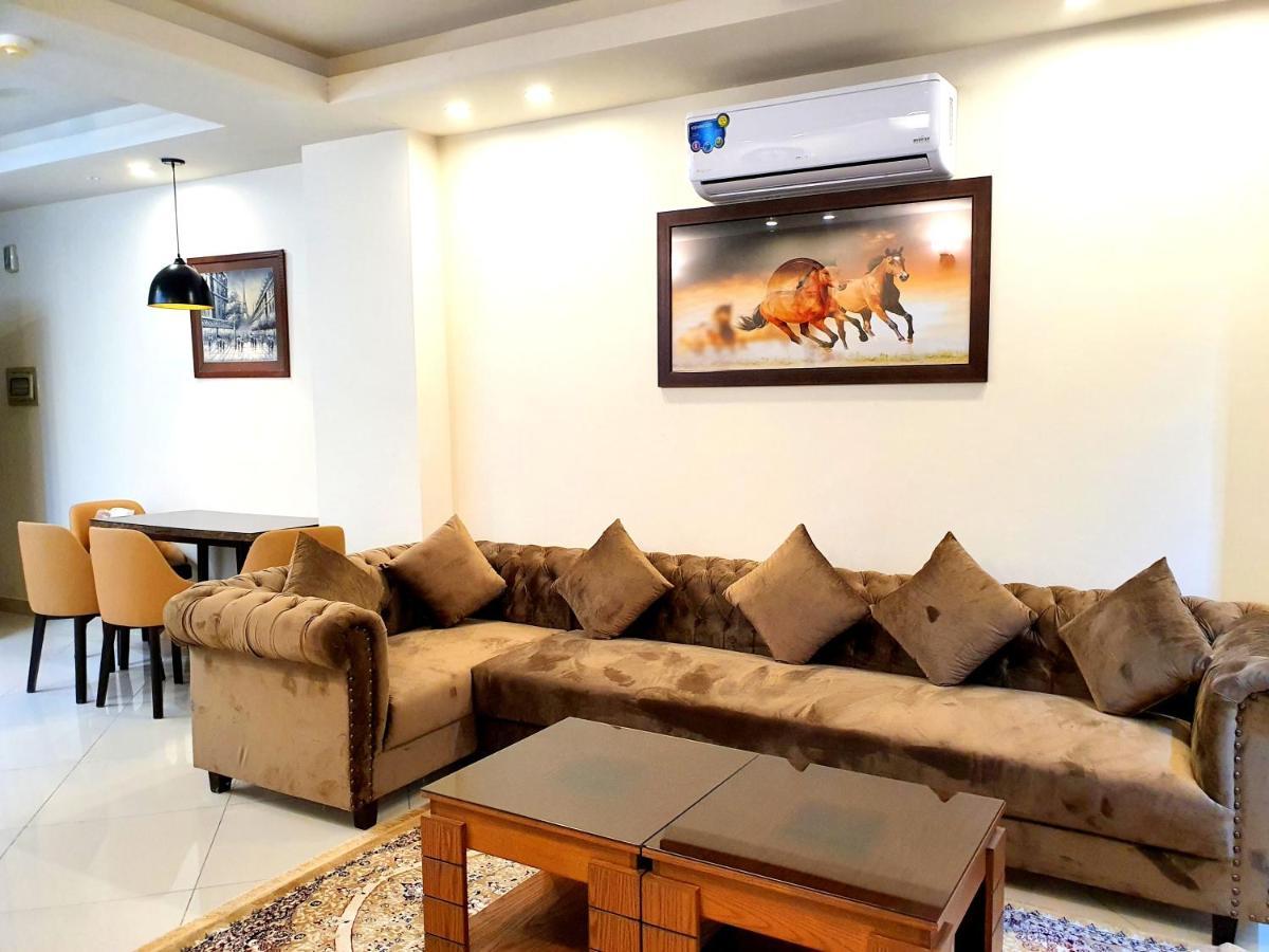 Luxurious Landing Apartments & Suites Bahria Town Rawalpindi Eksteriør bilde