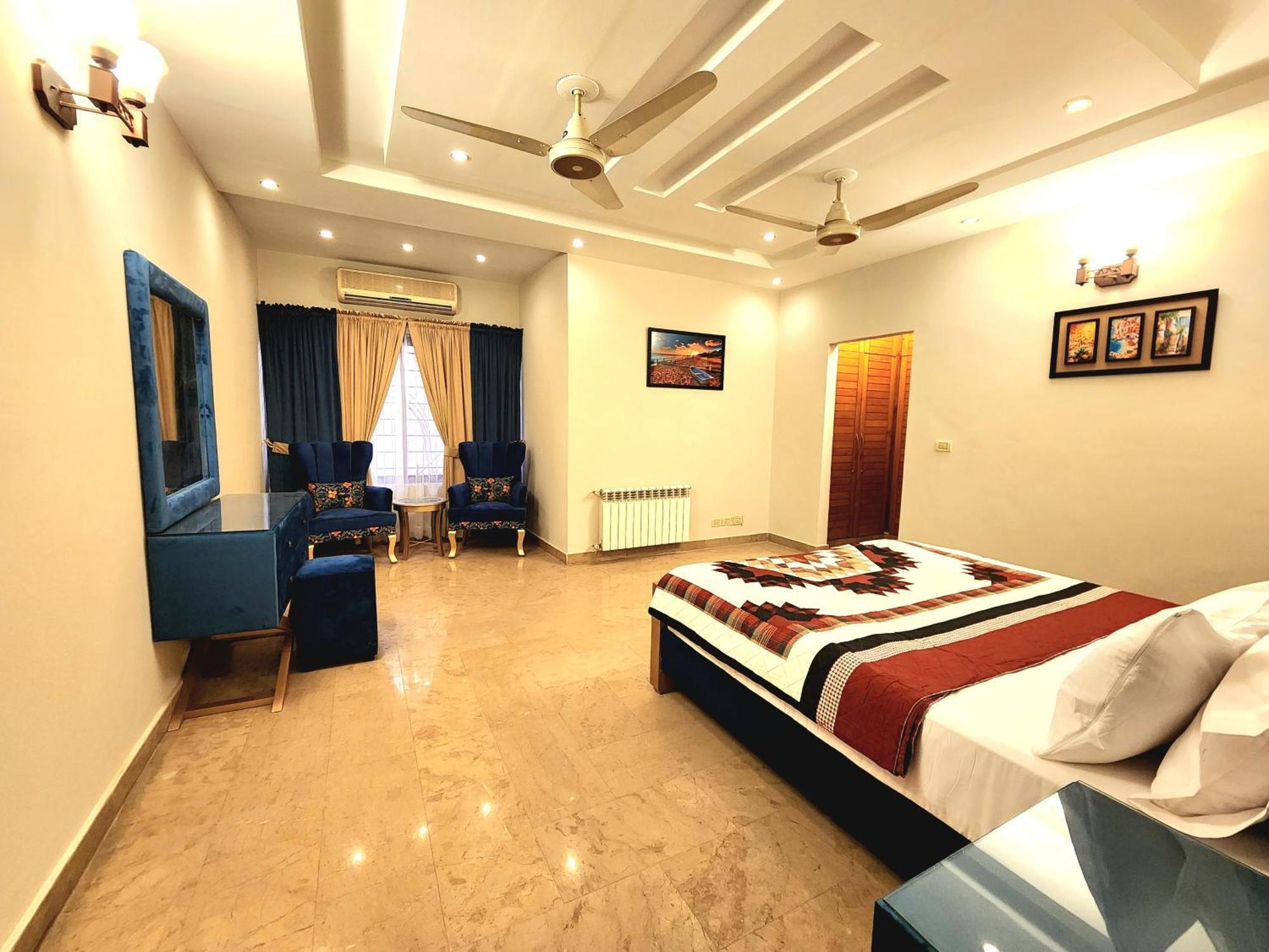 Luxurious Landing Apartments & Suites Bahria Town Rawalpindi Rom bilde